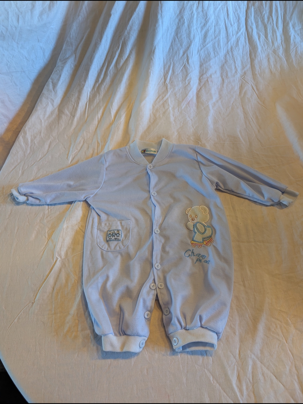 2/20$ Vintage Light Blue Baby One-Piece Pajama with Bear Applique